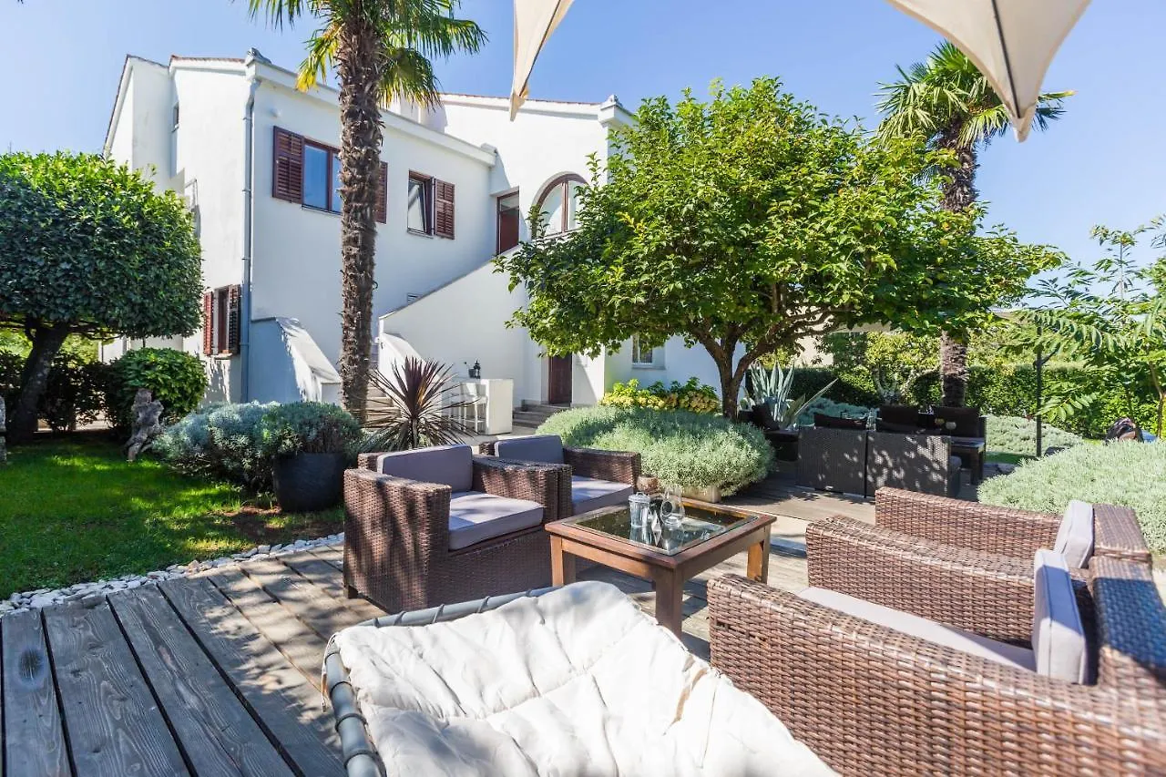 Apartments And Rooms Villa Bori Poreč