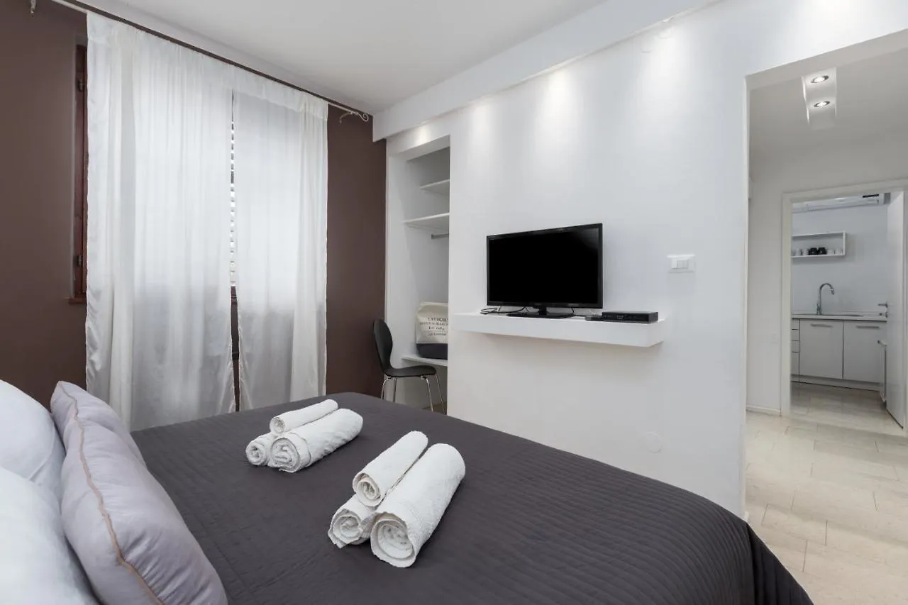 Apartments And Rooms Villa Bori Poreč Pensjonat